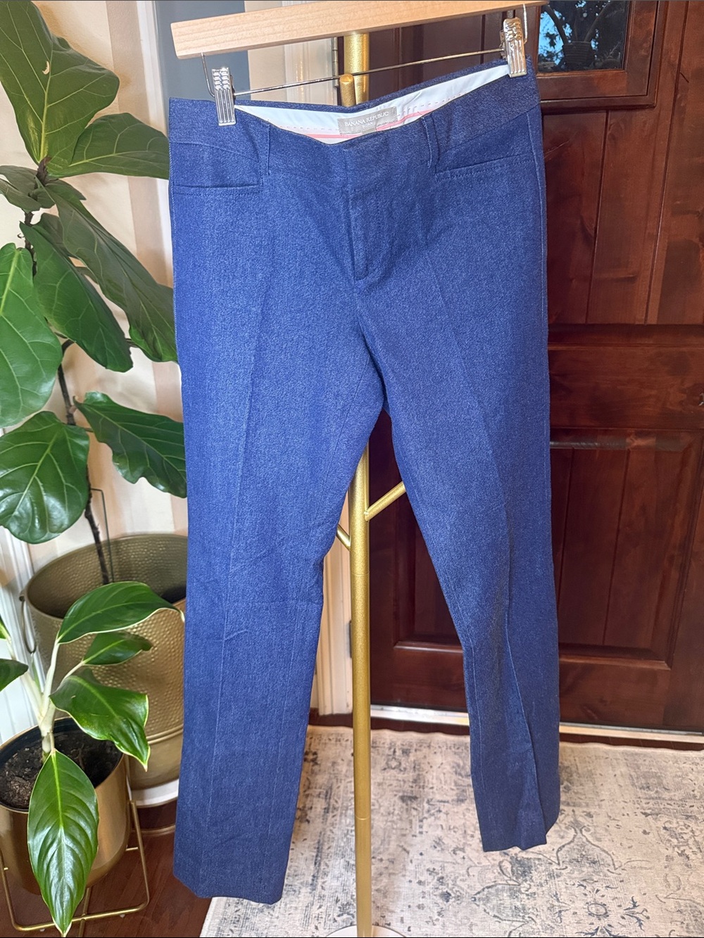 Banana Republic Women’s Sloan Fit, Straight Leg, Denim Look, Slacks Size 2 NWT